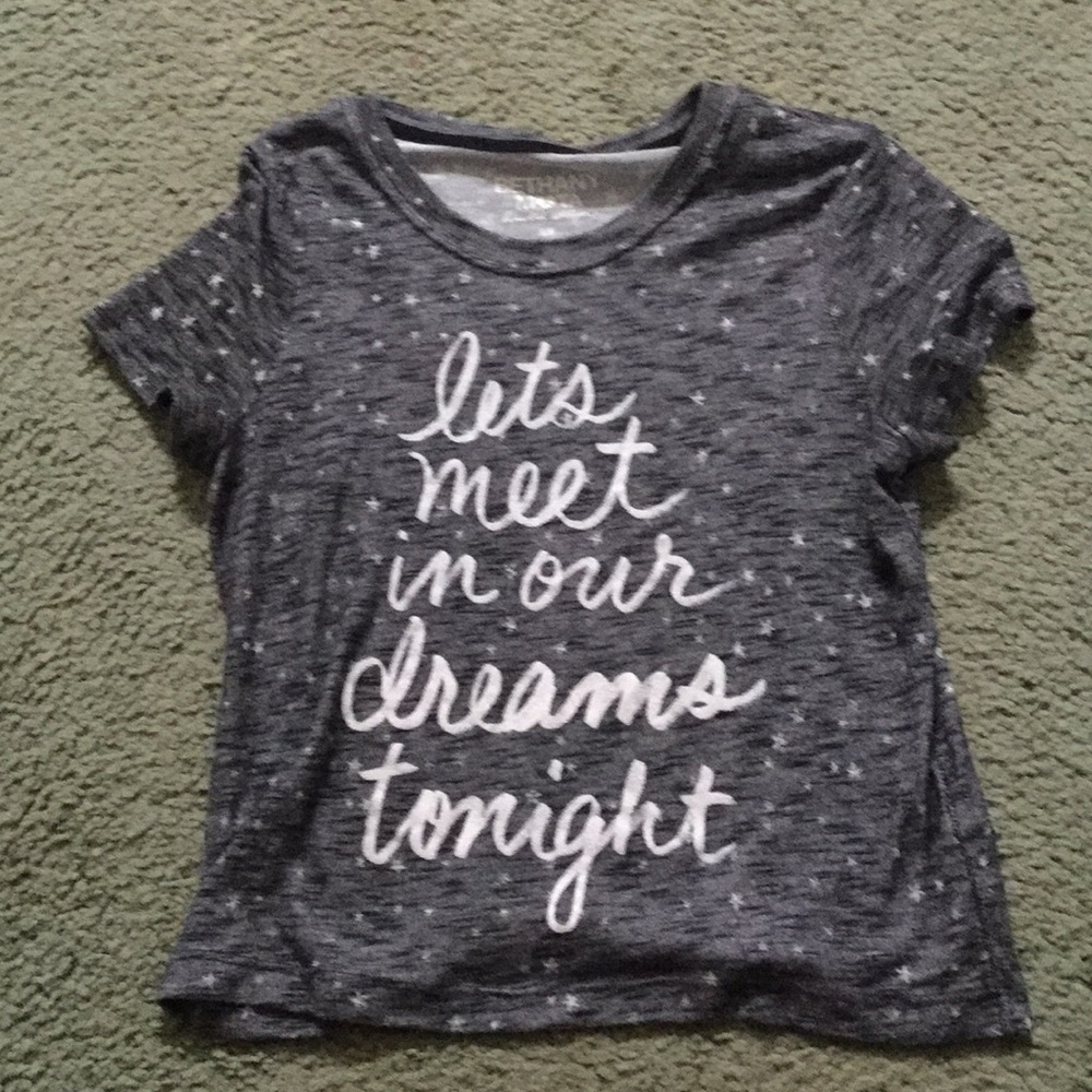 Lets meet in our dreams tonight Top gray & white.